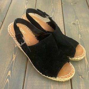 TOMS Wedge 8.5